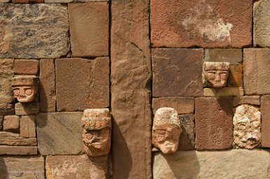 F2016___14759 Tiwanaku, cité du soleil, temple semi souterrain