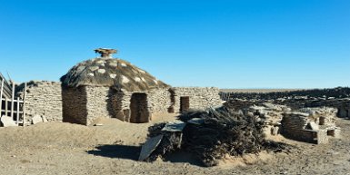 F2016___13810 Village de Ouel Qarani à l'entrée du pays chipaya, ferme abandonnée