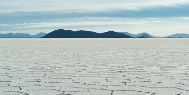 F2016___13448 Salar d'Uyuni, désert de sel de 10500 km2, à 3700m d'altitude, fin d'après midi