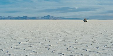 F2016___13451 Salar d'Uyuni, désert de sel de 10500 km2, à 3700m d'altitude, fin d'après midi