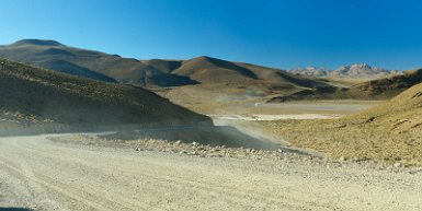 F2016___12698 Départ de San Pablo de Lipez vers Rio san Pablo, sur la piste d'Uyuni.