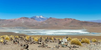 F2016___12778 Arrivée au col (4855m) dominant la Laguna Morejon,