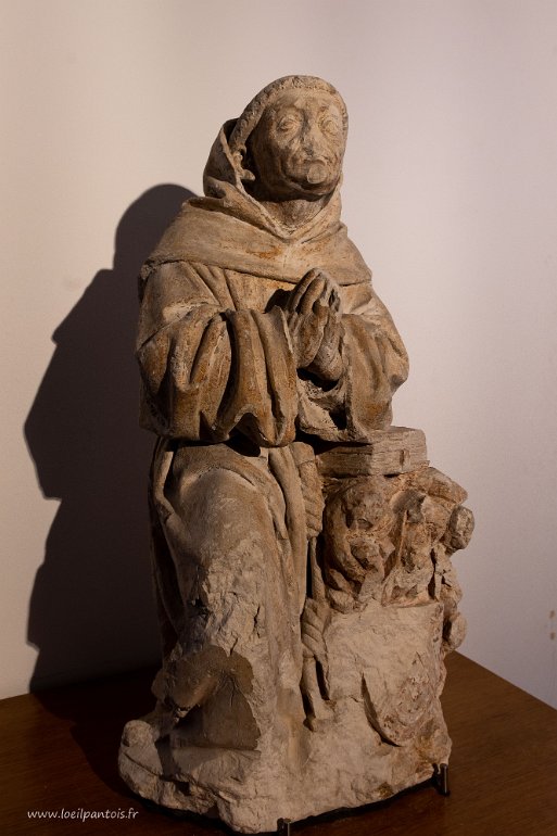 20200724__00267-36 Cathédrale Ste Cécile: trésor: statue de moine cordelier, XVe s. Moine cordelier: nom donné aux frères mineurs de l'observance