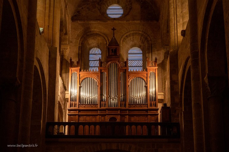 20200731__00447-144 Abbatiale Ste Foy: grand orgue de Jean Baptiste Puget inauguré en 1898. Un projet de restauration est en cours.
