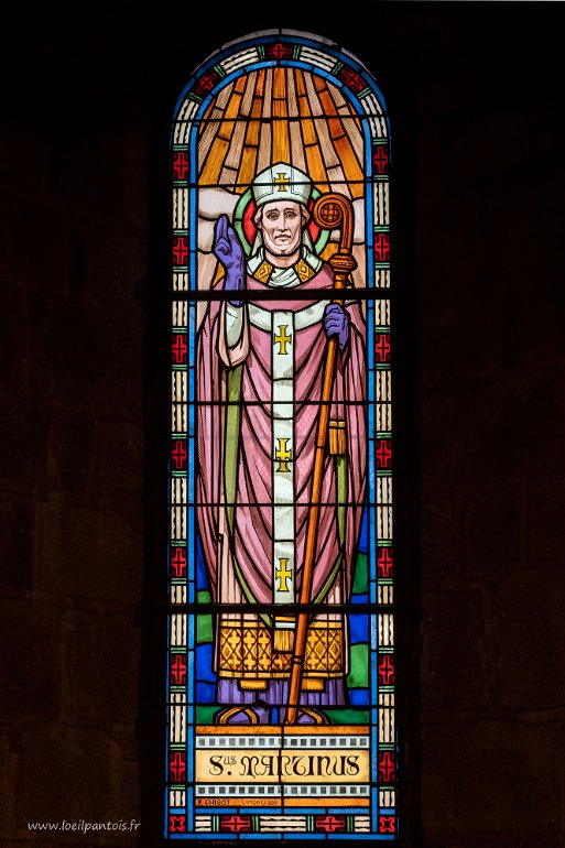 20200802__00032-5 Eglise St Georges, X, XII et XIIe s, vitrail Saint Martin, 1926