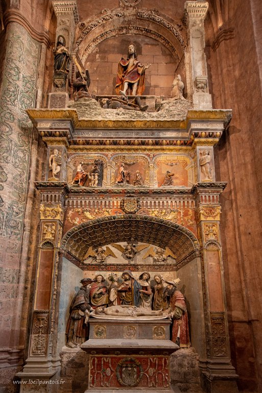 20200724__00267-43 Cathédrale Notre Dame de Rodez: mise au tombeau, 1523 sumontée de 4 scénes de la Résurrection