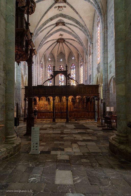 20200727__00267-4 Cathédrale Notre Dame : vue de la nef et du jubé