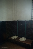 20180625__00328-51 Liepaja, Karosta. Les toilettes de la prison.
