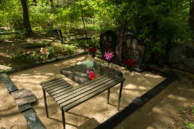 20180623__00392-37 Rue Aizsaules, Raina Kapi (cimetière Rainis)