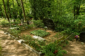 20180623__00392-38 Rue Aizsaules, Raina Kapi (cimetière Rainis)