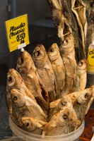 20180620__00257-68 Marché central, hall des poissons, brêmes fumées