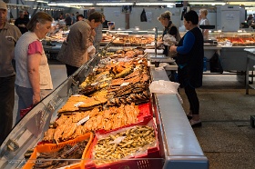 20180620__00257-69 Marché central, hall des poissons