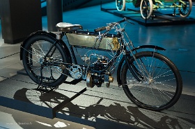 20180622__00735-12 Musée automobile de Riga, 1909 moto de la Fabrique Nationale d'Armes de Guerre belge (FN)