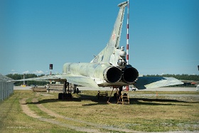 20180627__00348-81 Aéroport de Riga, musée de l'aviation de Riga, avion non identifié extérieur du musée