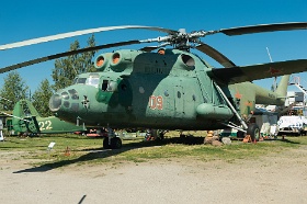 20180627__00348-85 Aéroport de Riga, musée de l'aviation de Riga, hélicoptère lourd Mi-6, 1957