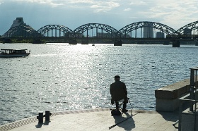 20180623__00392-50 Sur la promenade de la Daugava