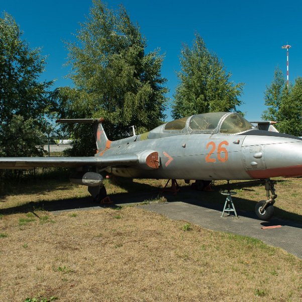 Musée de l'aviation Un incroyable musée, en plein air, à quelques mètres de l'aérogare.( http://en.airmuseum.lv/home/) Créé il y a plus de...