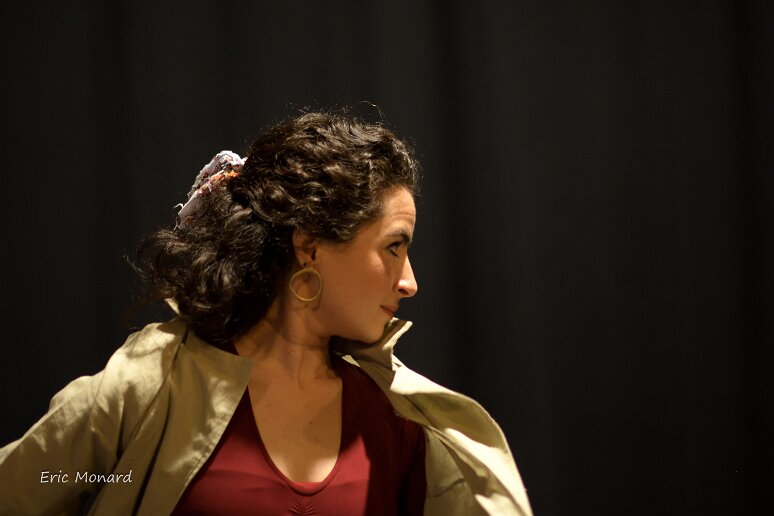 Compagnie Sohan 20260408 (32) Filage au Théâtre de l'Uchronie, avec Laurie Billotet, Malesa Rinaldi, Alicia Jacquet Carrillo. Mise en scène Laurie Billotet assistée de Emeline Descharles