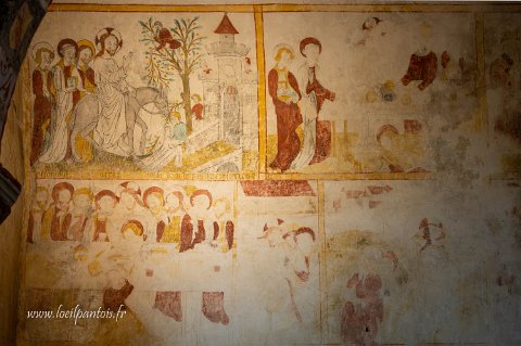20221111__2668 Eglise Saint Martin de Jenzat (XI-XIIe s).Partie des Peintures commandées en 1430 par Catherine d'Hériçon: en haut à gauche, l'entrée à Jerusalem. En haut à...