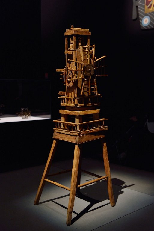 Exposition l'art et la machine, grand moulin à manivelle, Emile Ratier, avant 1976